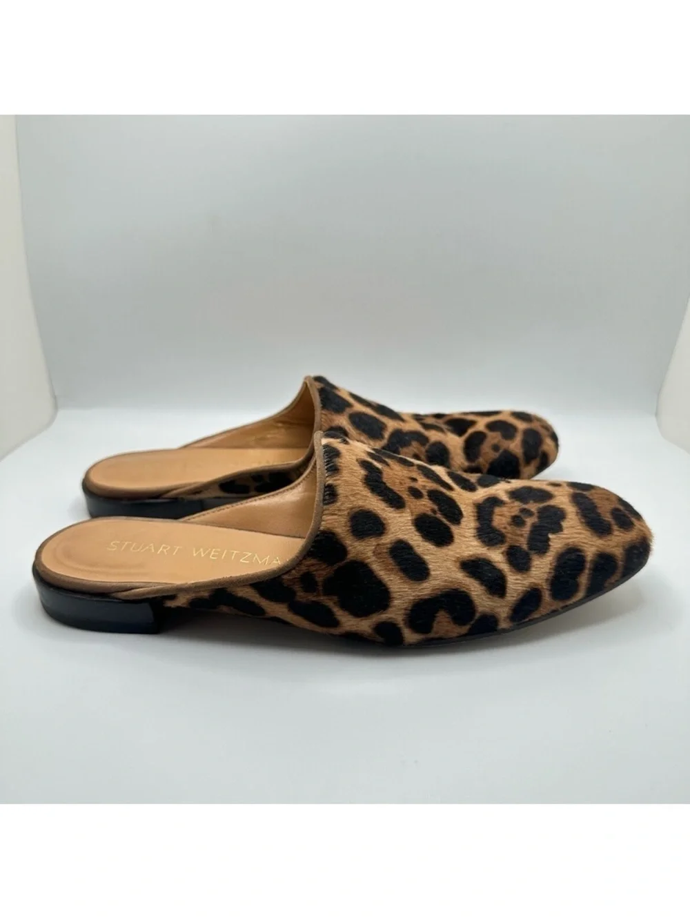 Stuart Weitzman Leopard Print Slip-On Mules - Tan/Black